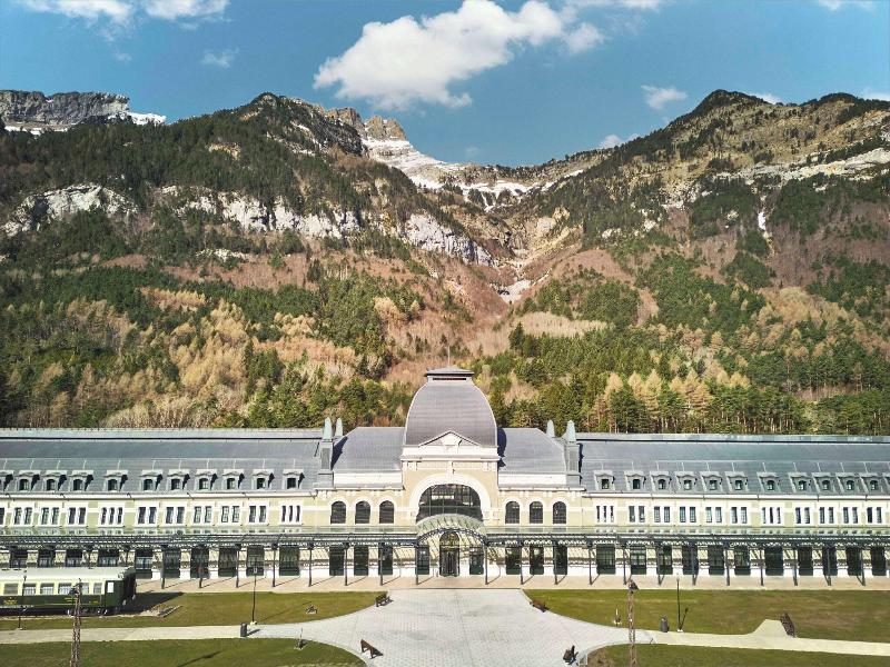 Canfranc Estacion Royal Hideaway Hotel Kültér fotó